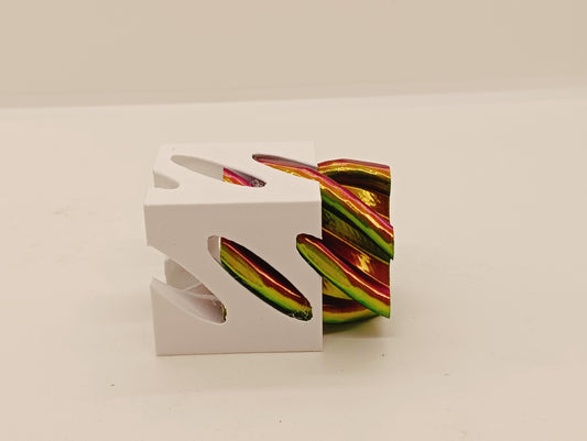 curioso cubo original y relajante